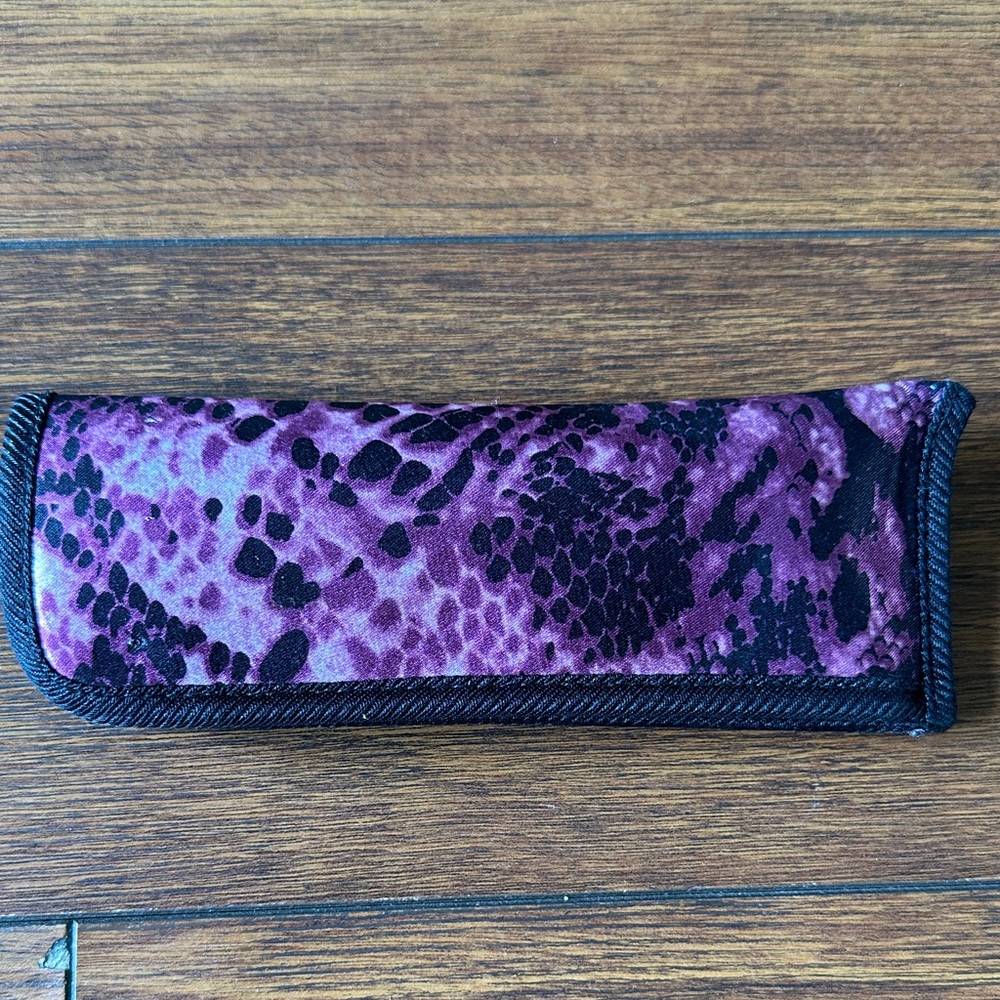 👓👓Foster Grant Purple and Black Eyeglass Case👓👓